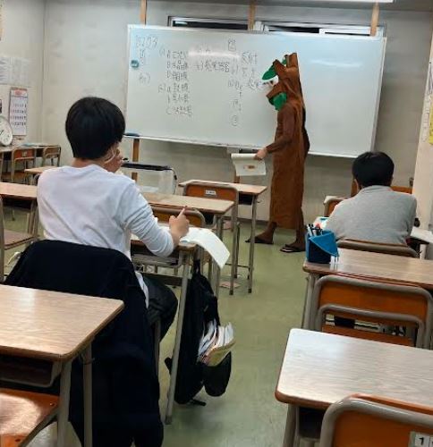 https://meirin-zemi.jp/classroom/sangoh/%E3%82%AD%E3%83%A3%E3%83%97%E3%83%81%E3%83%A3%E3%80%80%E6%9C%A8%EF%BC%96.JPG