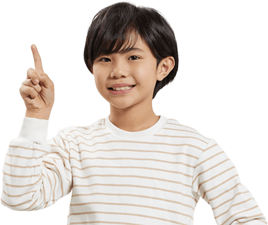 人差し指を立て笑う子ども